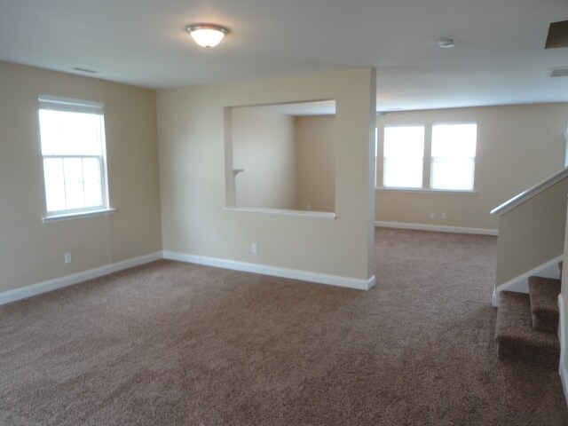 Building Photo - 238 Larktree Ln