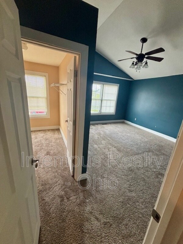 Building Photo - 1482 Geranium Dr