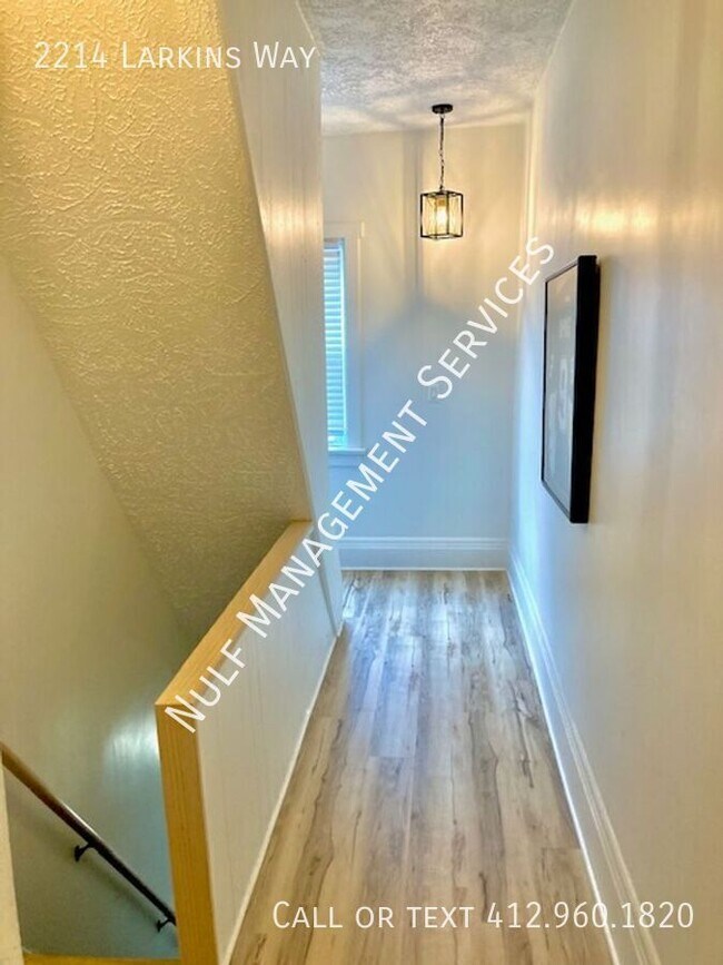 Building Photo - 2214 Larkins Wy