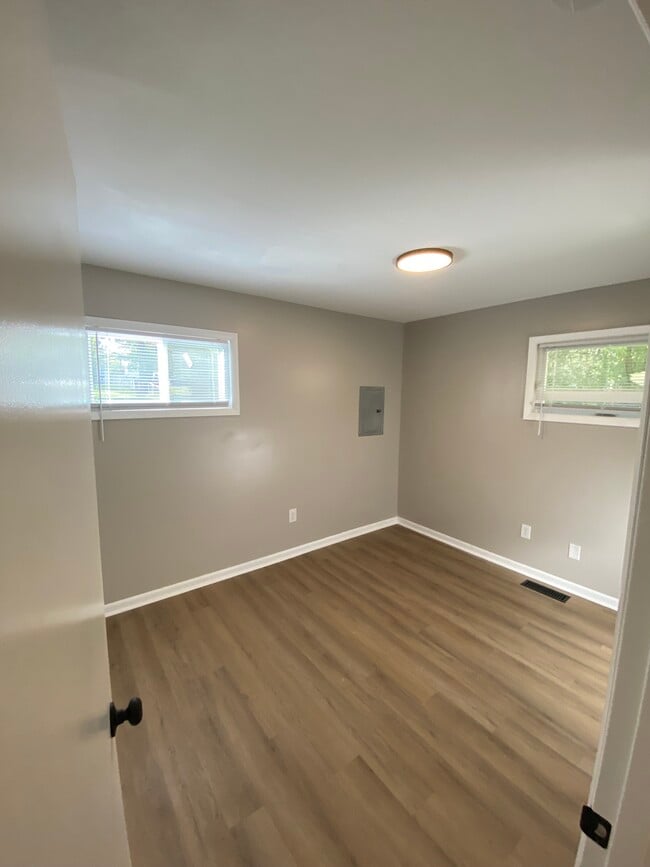 Bedroom 2 - 2932 W 11th St