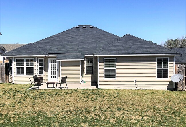 Building Photo - 238 Ducal St