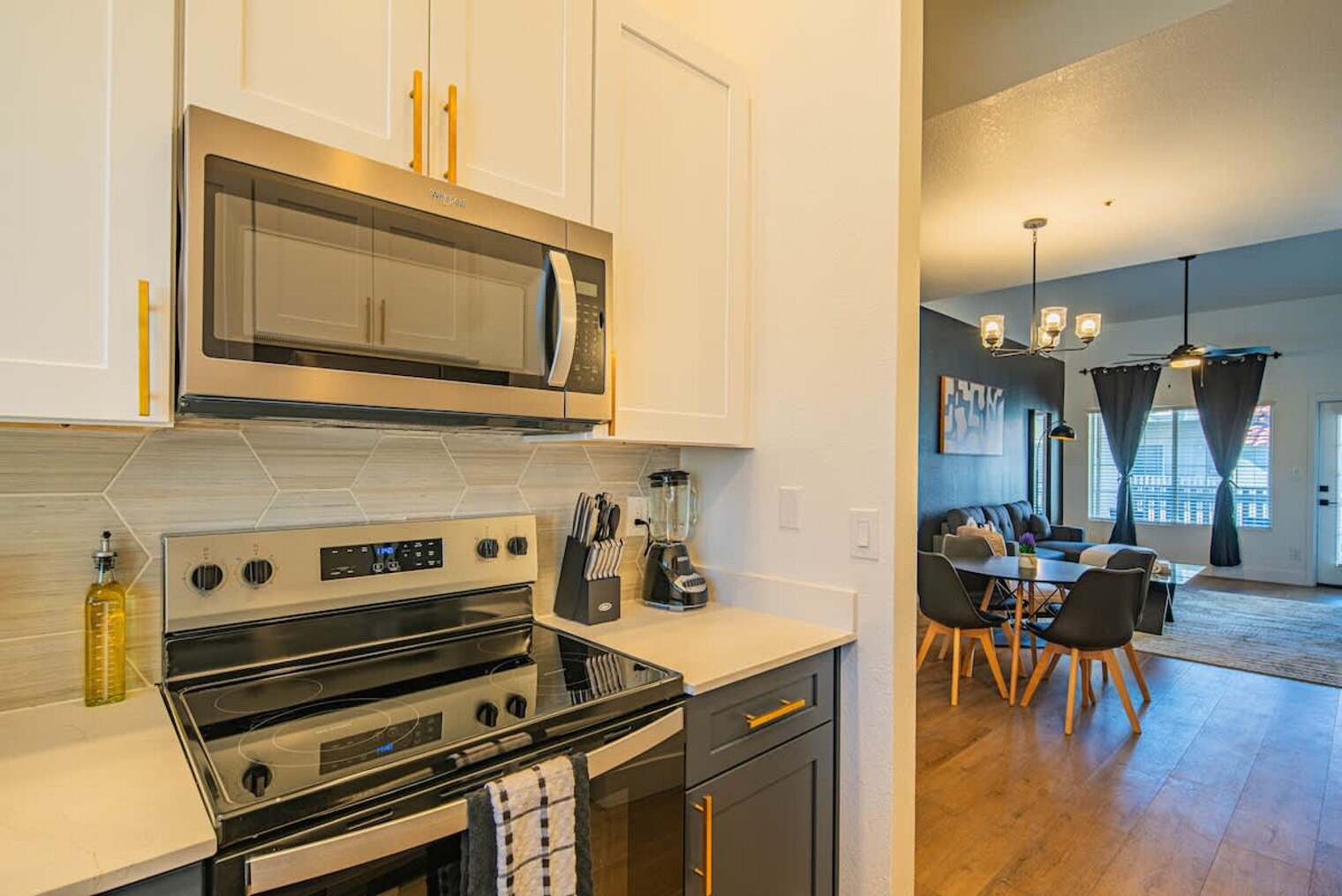 Building Photo - 7900 E Princess Dr