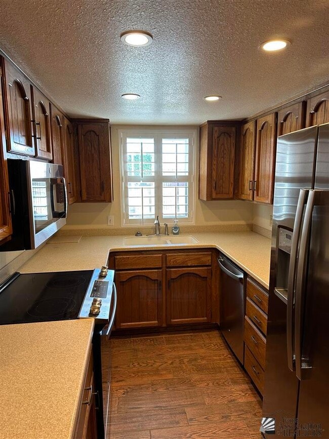 Building Photo - 2662 S Los Amigos Dr