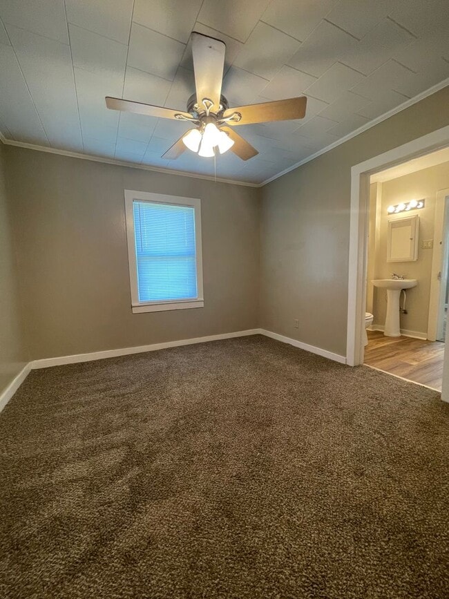 Building Photo - Three bedroom,  Two Bath ,Near UL , with Lawncare