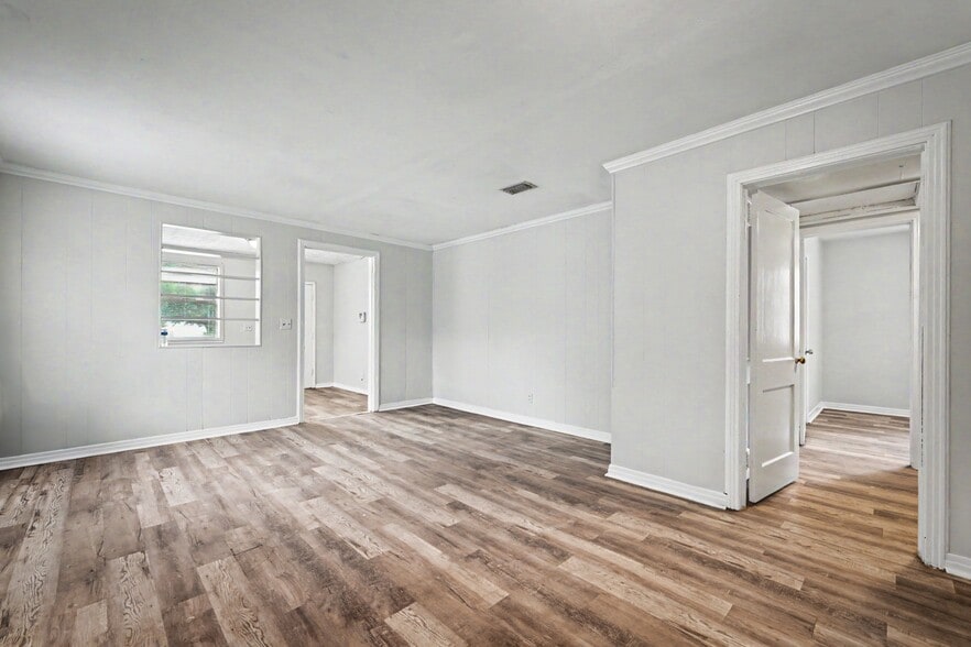 Building Photo - 3516 Penton St