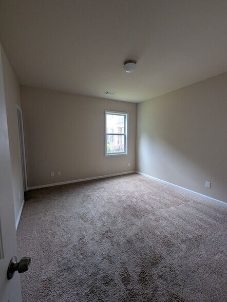 Building Photo - 355 Fowler Springs Ct
