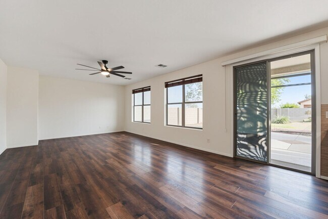 Building Photo - 11707 W Planada Ct