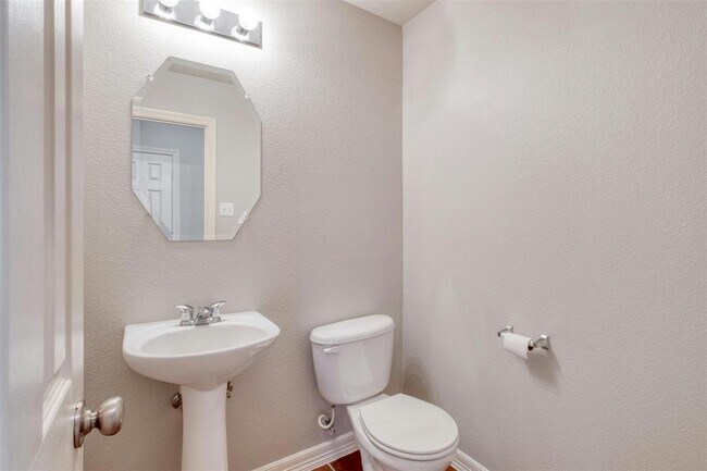 Building Photo - 13809 Field Spar Dr