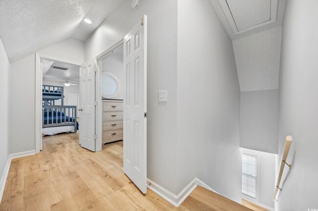 Building Photo - 9580 Maison Ct