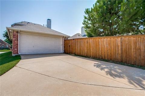 Building Photo - 7907 Rosebriar Ln