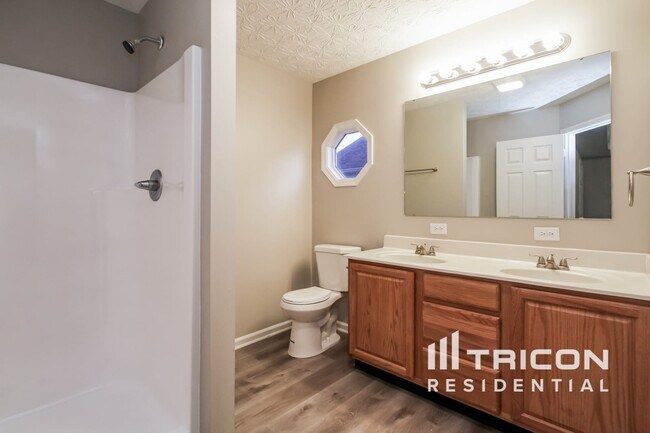 Building Photo - 3306 Muriel Pl