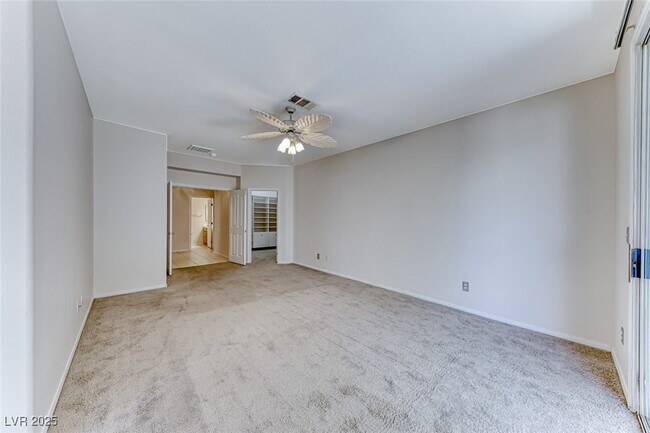 Building Photo - 857 Sumner Ranch Rd