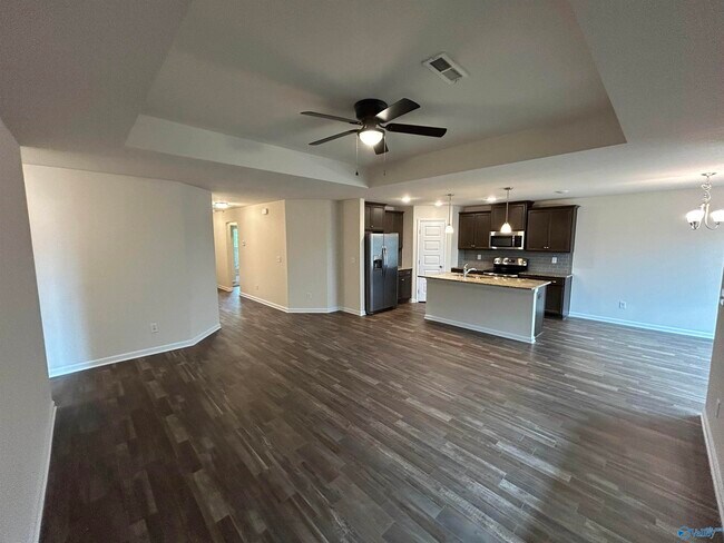 Building Photo - 122 Daymark Dr