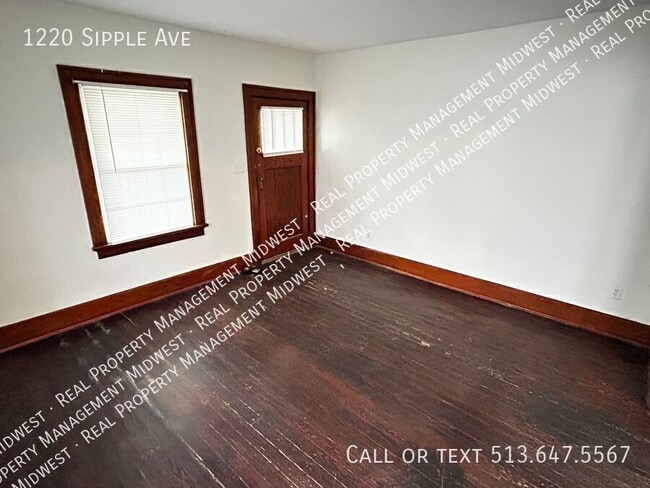 Building Photo - 1220 Sipple Ave