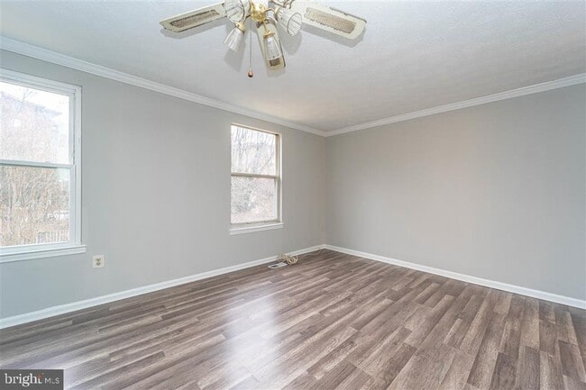 Building Photo - 9428 Orbitan Ct