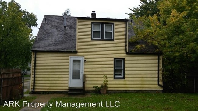 Building Photo - 4273 Kendall Rd