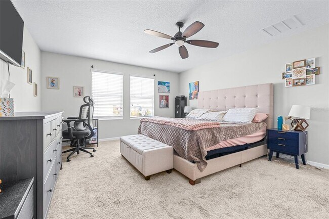 Building Photo - 13030 Boggy Creek Dr