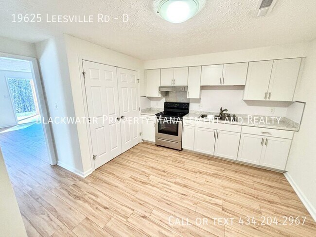 Building Photo - 19625 Leesville Rd