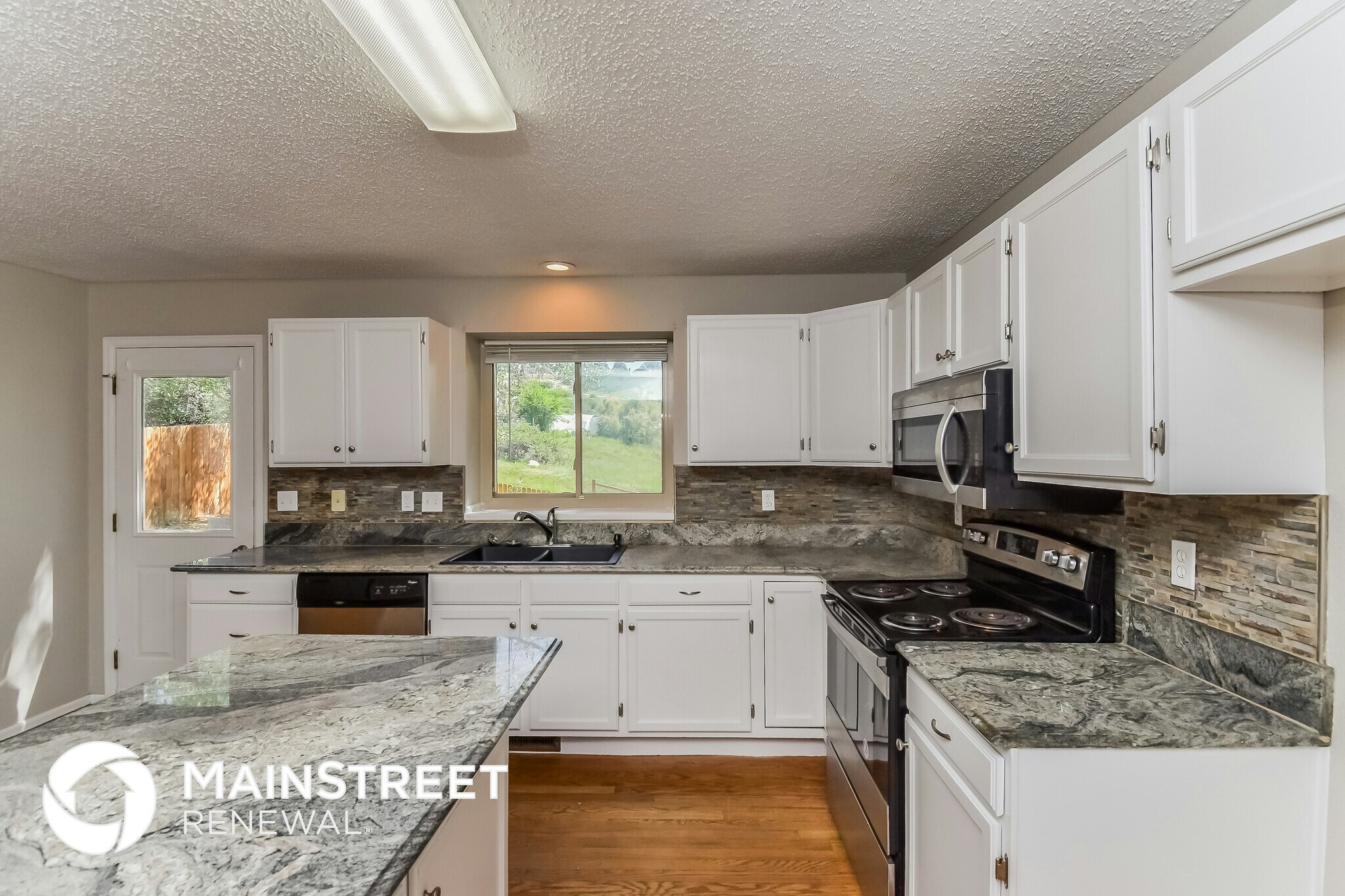 Building Photo - 5245 Quasar Ct