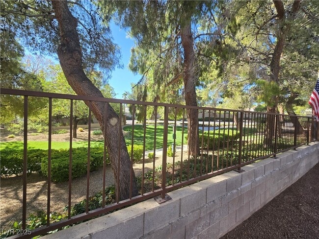 Building Photo - 9433 Valencia Canyon Dr