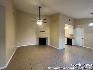 Building Photo - 14409 Edgemont St