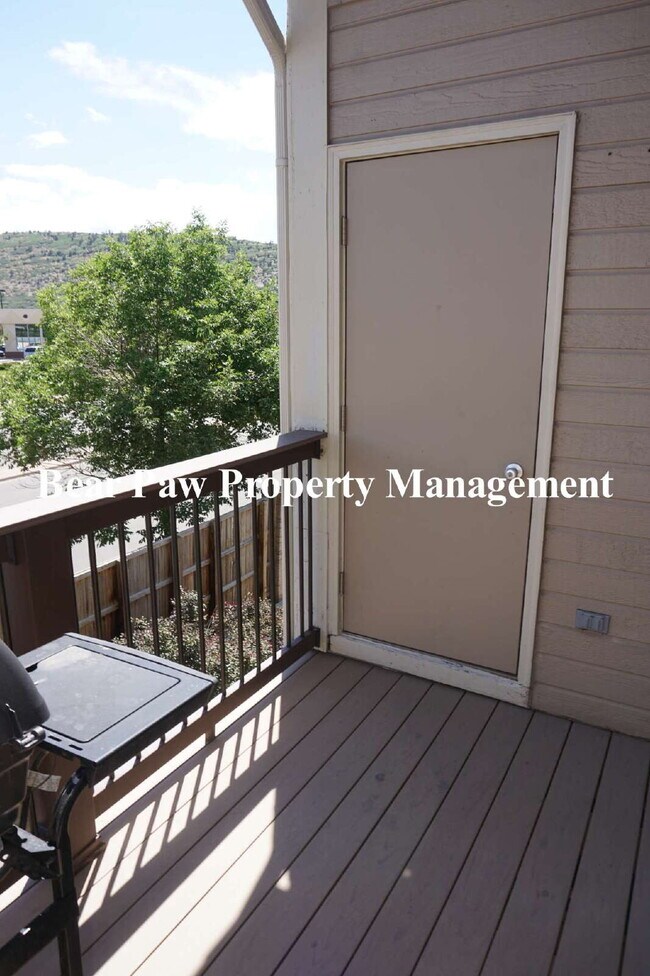 Building Photo - Nice Condo in Littleton!  Close to C470 an...