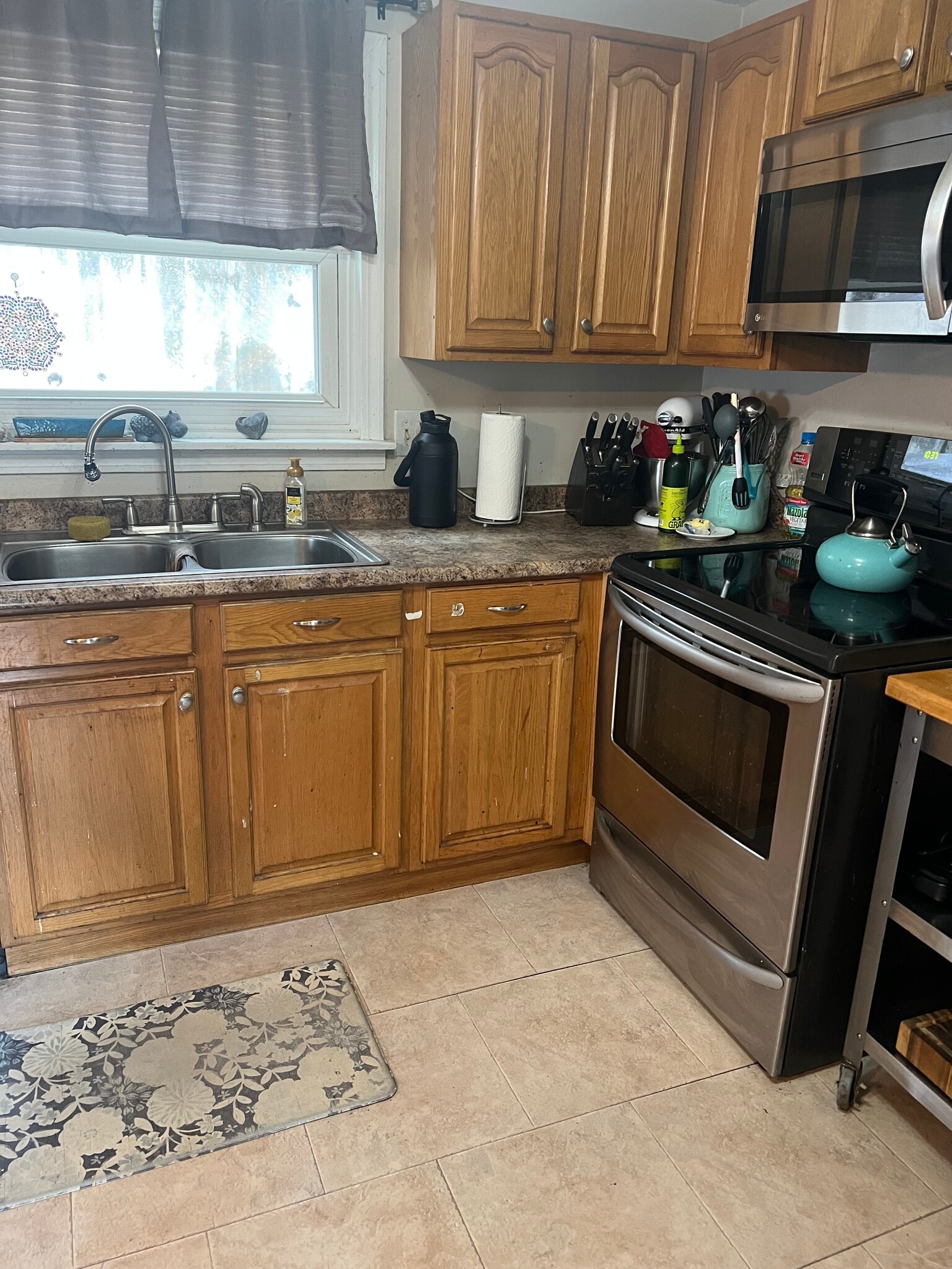 Building Photo - 27 Intervale St