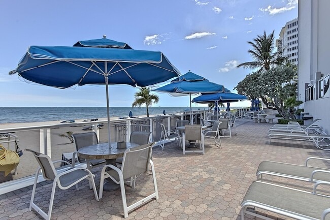 Building Photo - 3700 Galt Ocean Dr