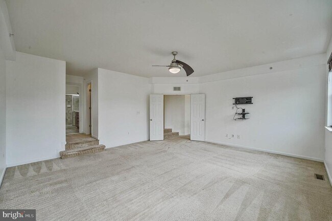 Building Photo - 3461 Eagle Ridge Dr