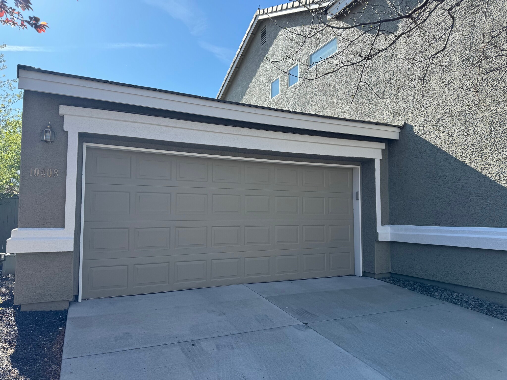 Building Photo - 10408 Chadwell Dr