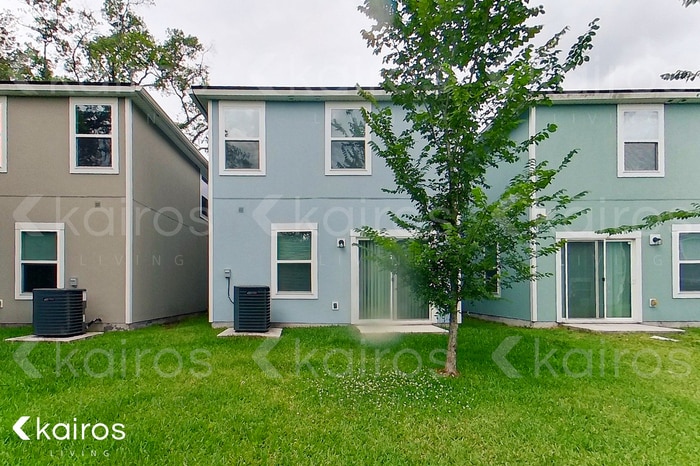 Building Photo - 1331 Mull St