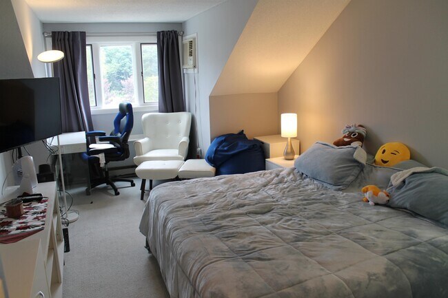 Building Photo - 48 Cooper Memorial Dr