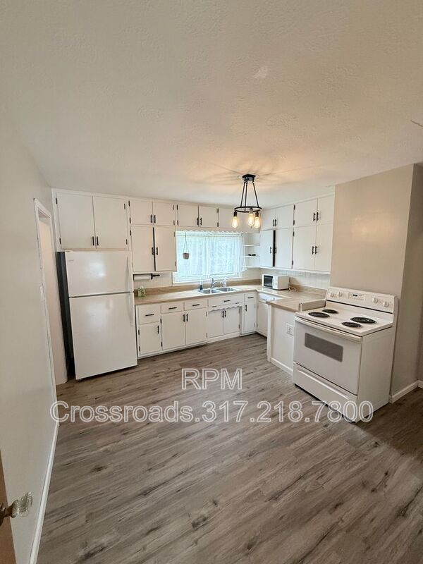 Building Photo - 5256 Norwaldo Ave