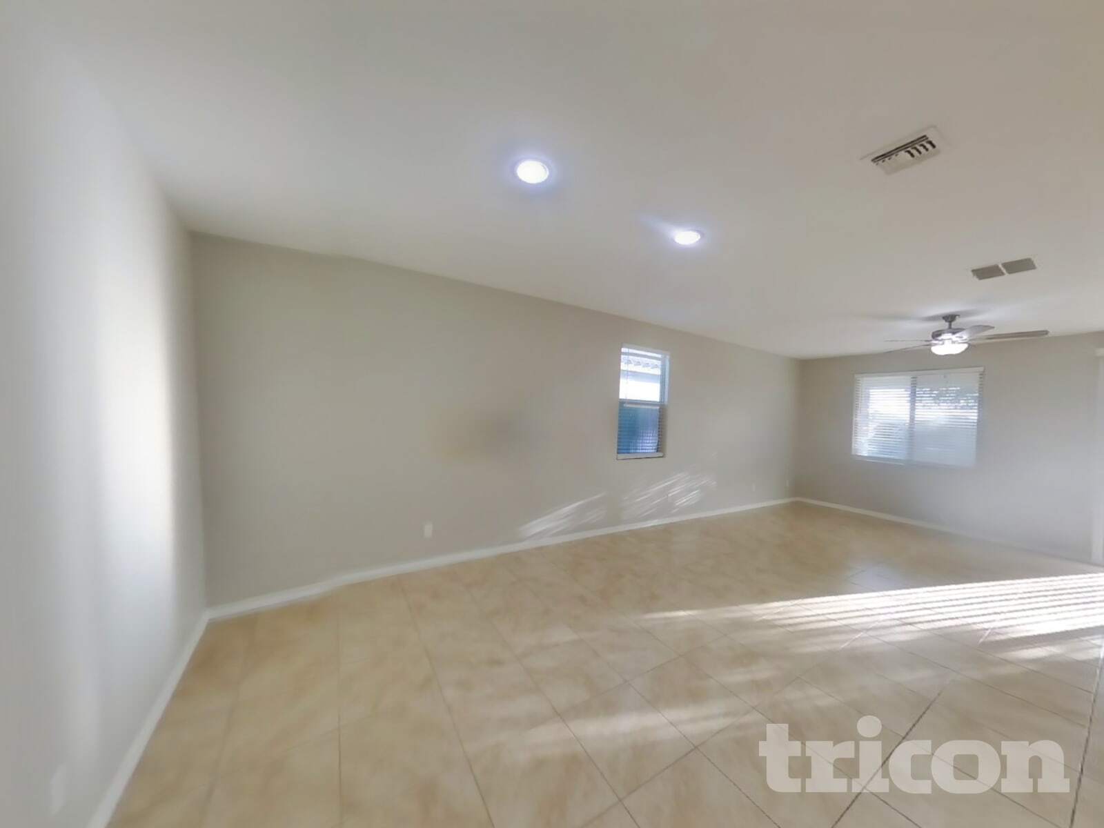 Building Photo - 34953 N Open Range Dr
