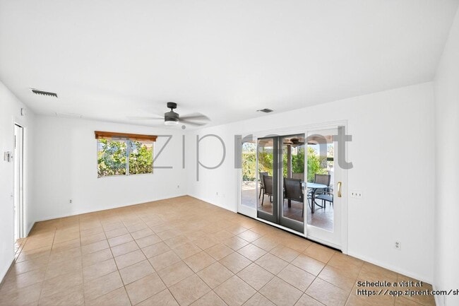 Building Photo - 39124 Channel Dr