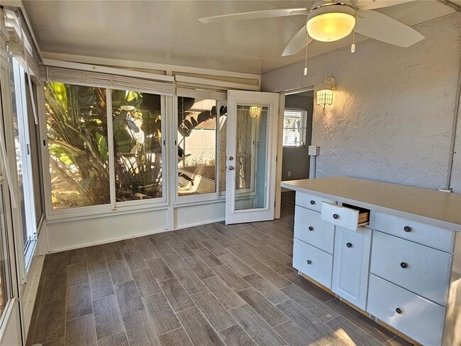 Building Photo - 272 Loyola Rd