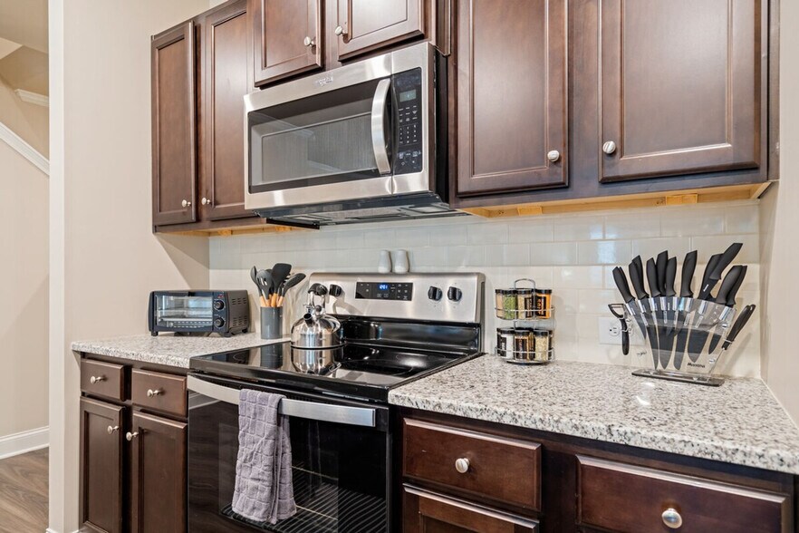 Building Photo - 2029 Pinnacle Walk