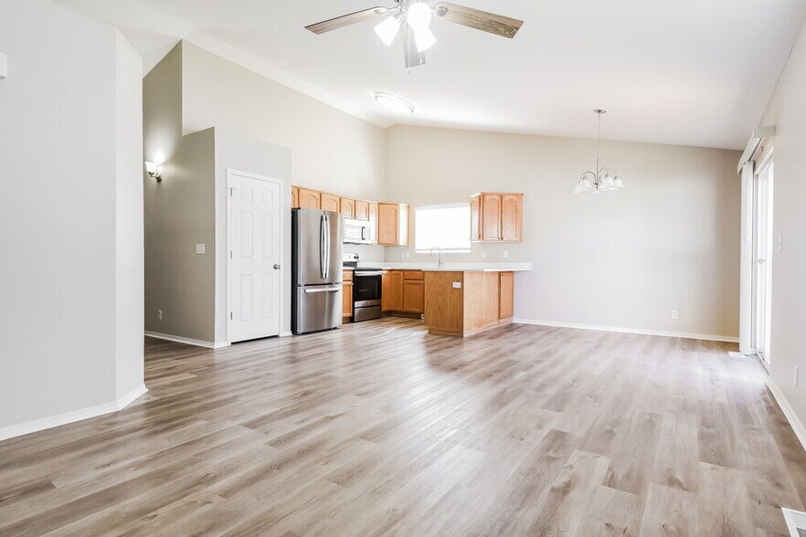Building Photo - 3406 Luge Ln