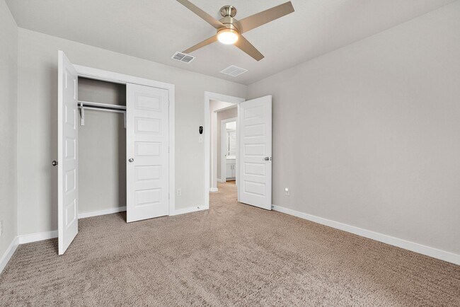 Building Photo - Charming 4-Bedroom Home in Millican Grove – Near Randolph AFB!