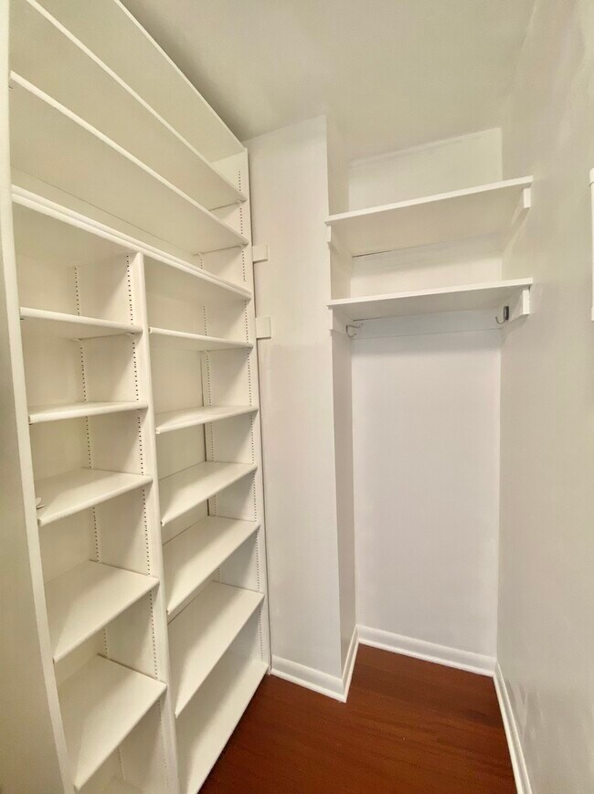 Building Photo - 155 N Harbor Dr