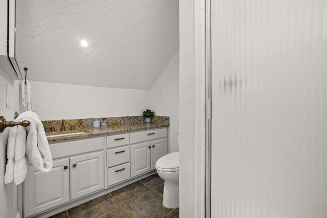 Building Photo - 92 Washington St