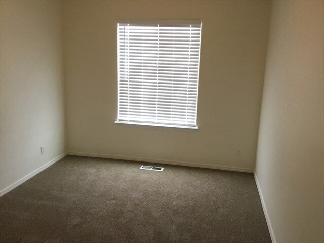 Building Photo - 495 E Whitbeck St