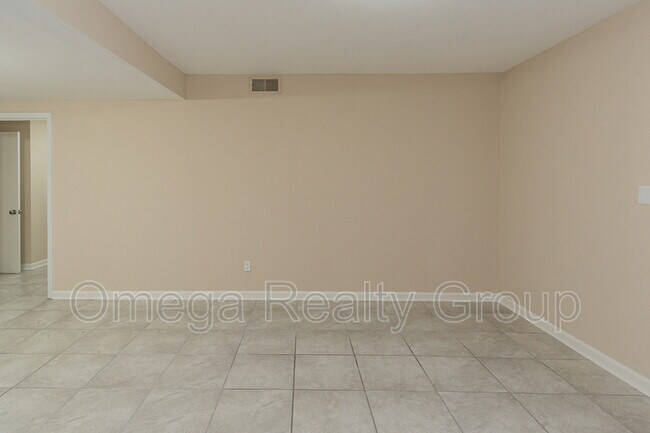 Building Photo - 3332 Warringwood Dr