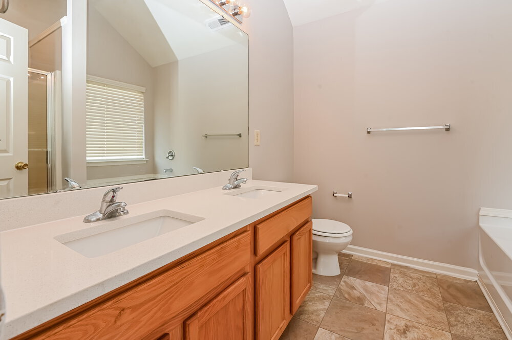 Building Photo - 1554 Kindred Cir NW