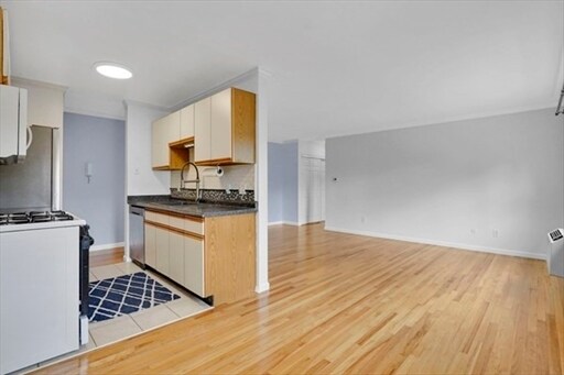 Building Photo - 272 Regency Park Dr
