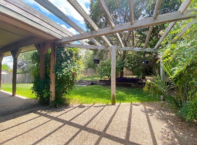 Building Photo - AVAILABLE MID MAY; APPLY TODAY AT OUR WEBSITE!!