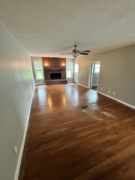 Building Photo - 106 Donna Dr
