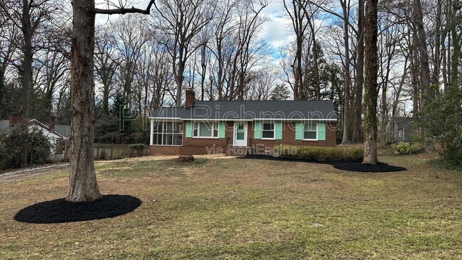 Building Photo - 8834 Old Holly Rd