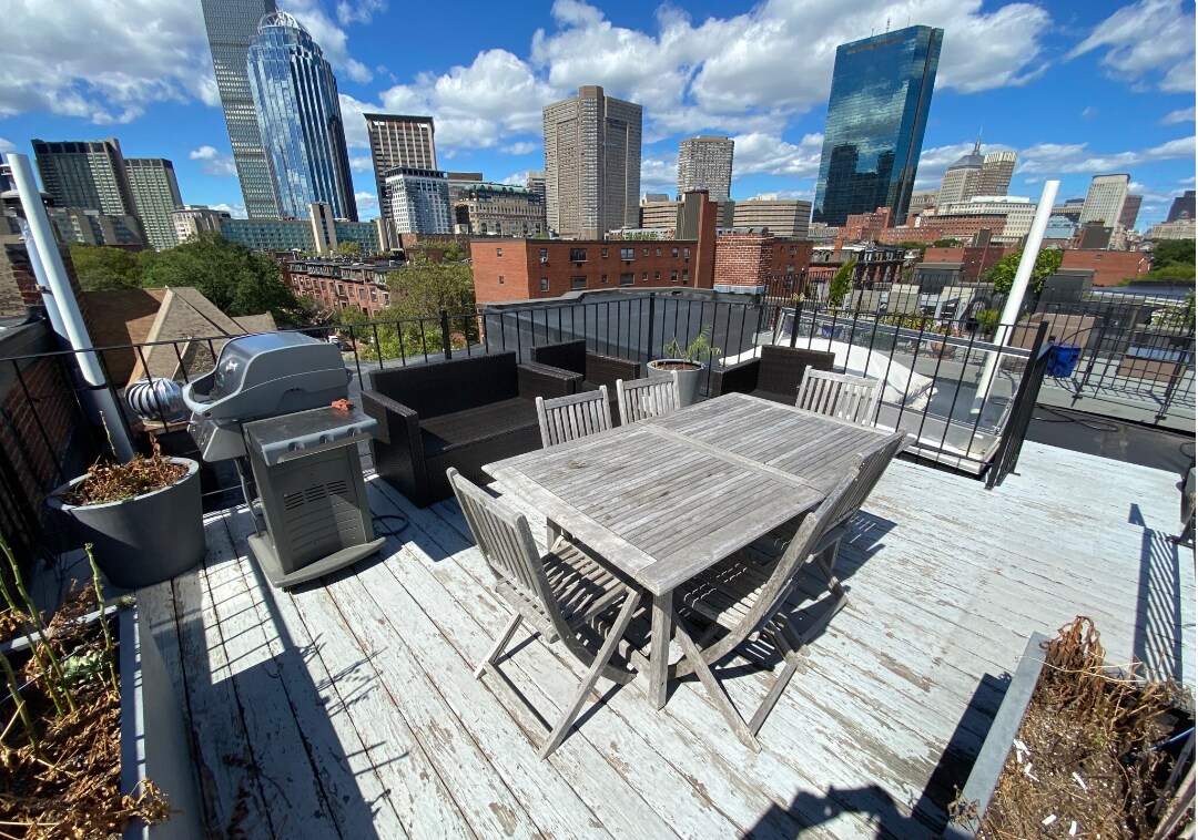 Building Photo - 480 Commonwealth Ave