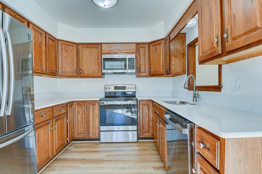 Building Photo - 2204 Spring Run Ct